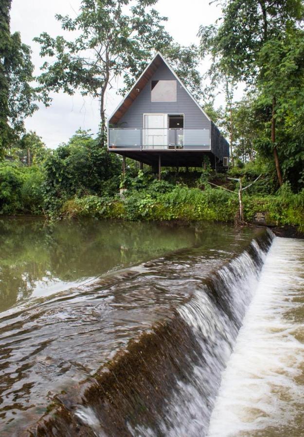 River Ranch Saralgaon Bagian luar foto